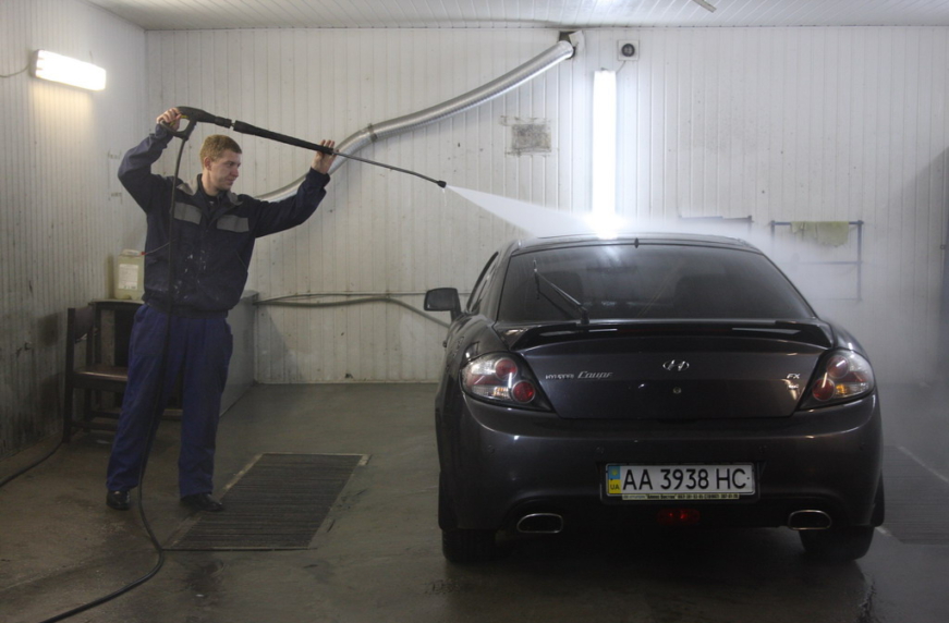 Где в Петербурге помыть машину