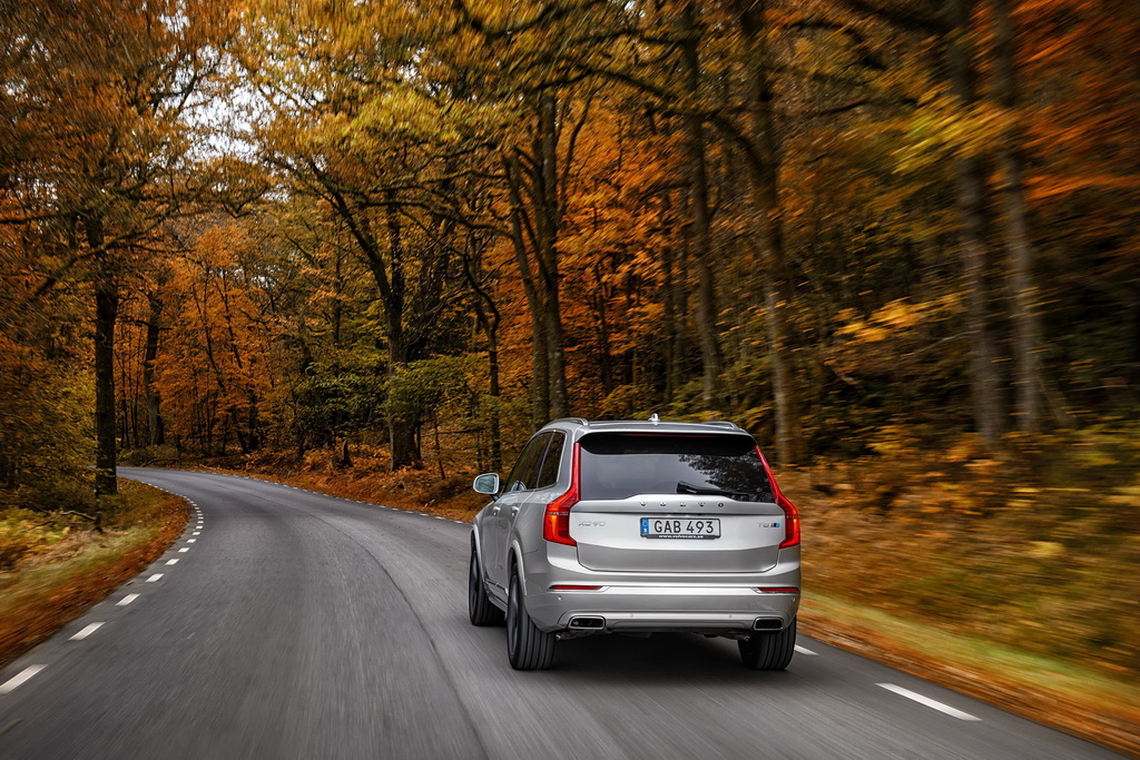 Volvo XC90 T8 Twin Engine with Polestar Performance Optimisation