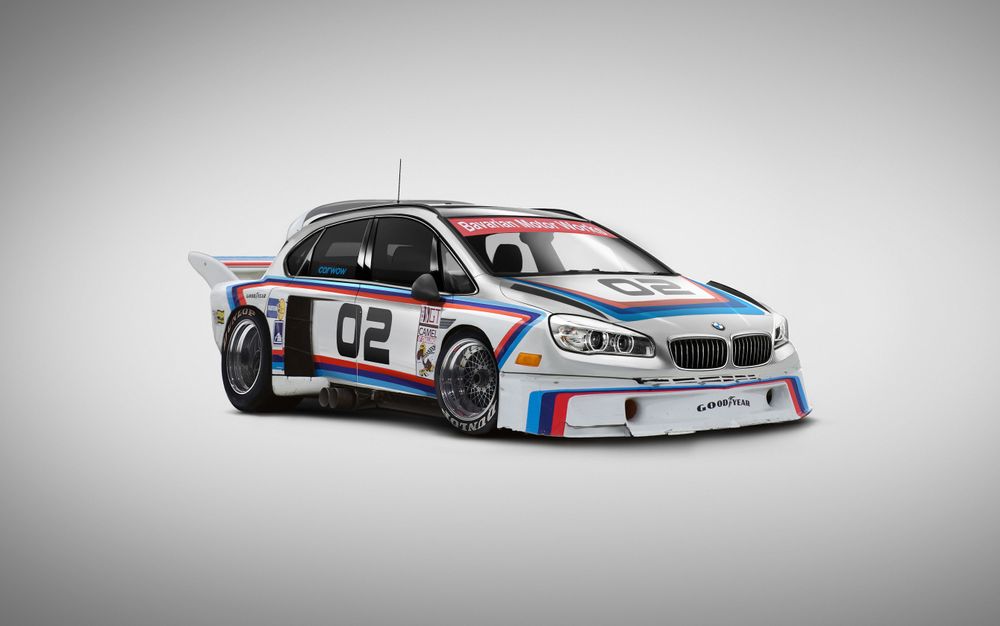 Легендарное купе BMW 3.0 CSL + микровэн BMW 2 Active Tourer