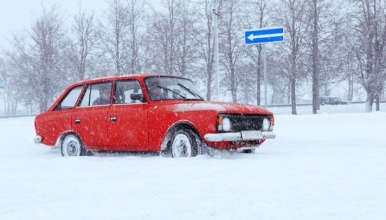 Покажи новую машину москвич