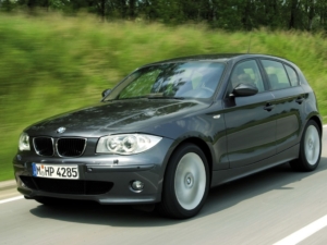 Старая bmw 1