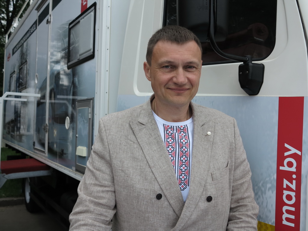 Виталий Чернявский -начальник отдела Управления продаж грузовой техники 