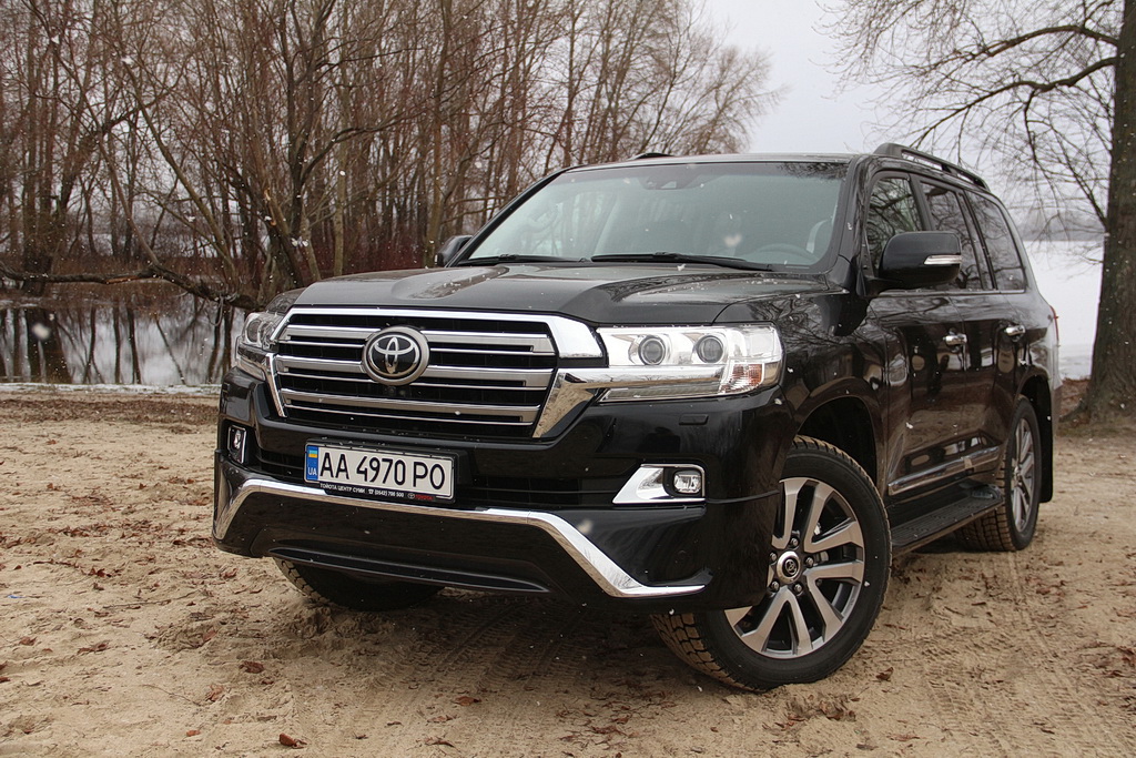 Toyota Land Cruiser 200