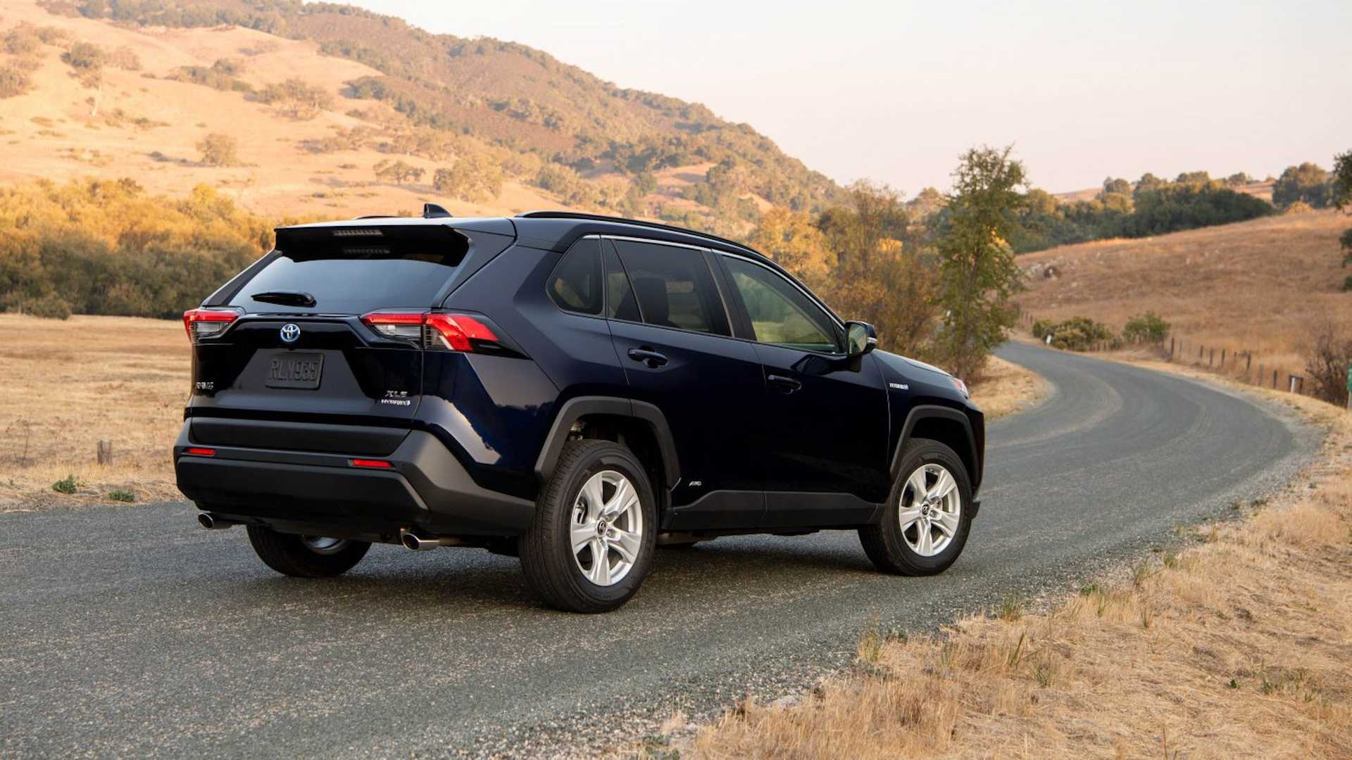 Toyota RAV4 2021 получила новый гибридный вариант (фото) – Автоцентр.ua