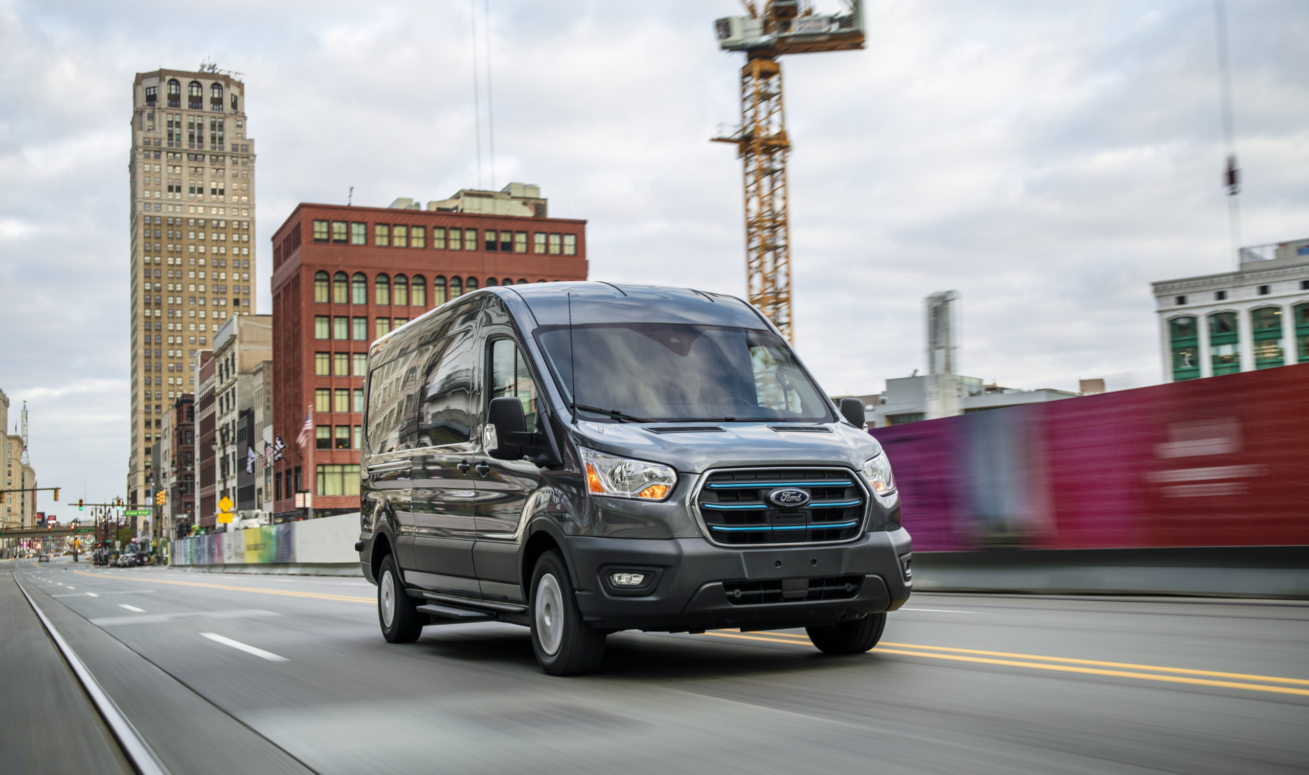 Ford презентовал полностью электрический фургон E-Transit – Автоцентр.ua