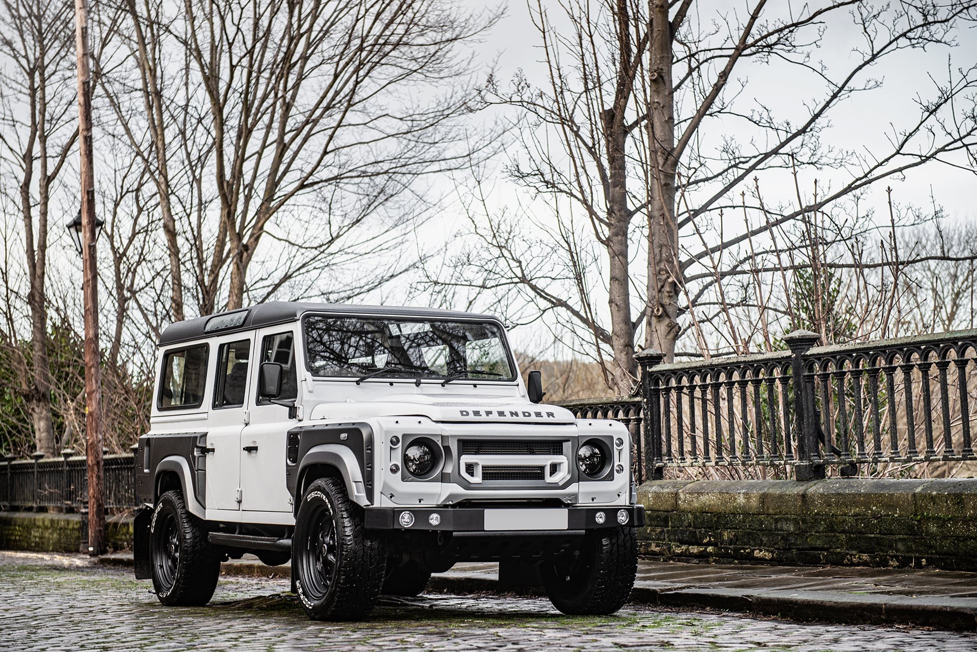 Классический Land Rover Defender получил невероятный тюнинг от Chelsea  Truck Company (фото) – Автоцентр.ua