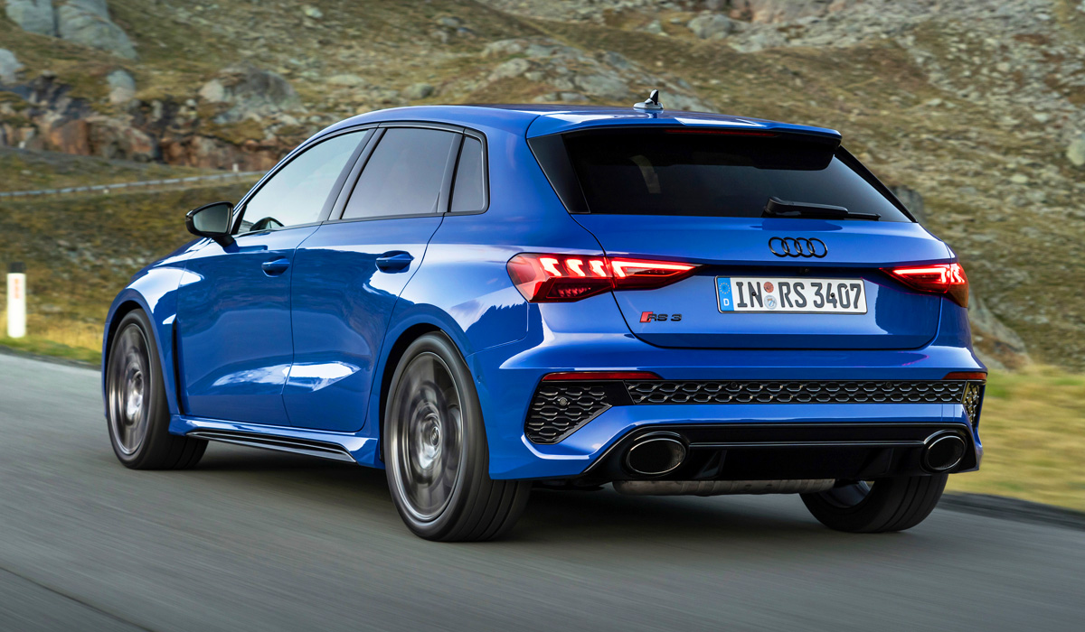 Новый Audi RS 3 преодолел отметку в 300 км/ч – Автоцентр.ua