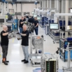Daimler Truck та Volvo відкрили завод з виробництва водневих паливних елементів