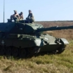 Германия передала Украине очередные танки и эвакуационные машины