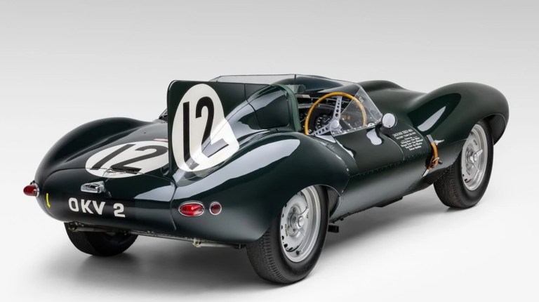 На аукціон виставили ле-манівський Jaguar D-Type сера Стірлінга Мосса