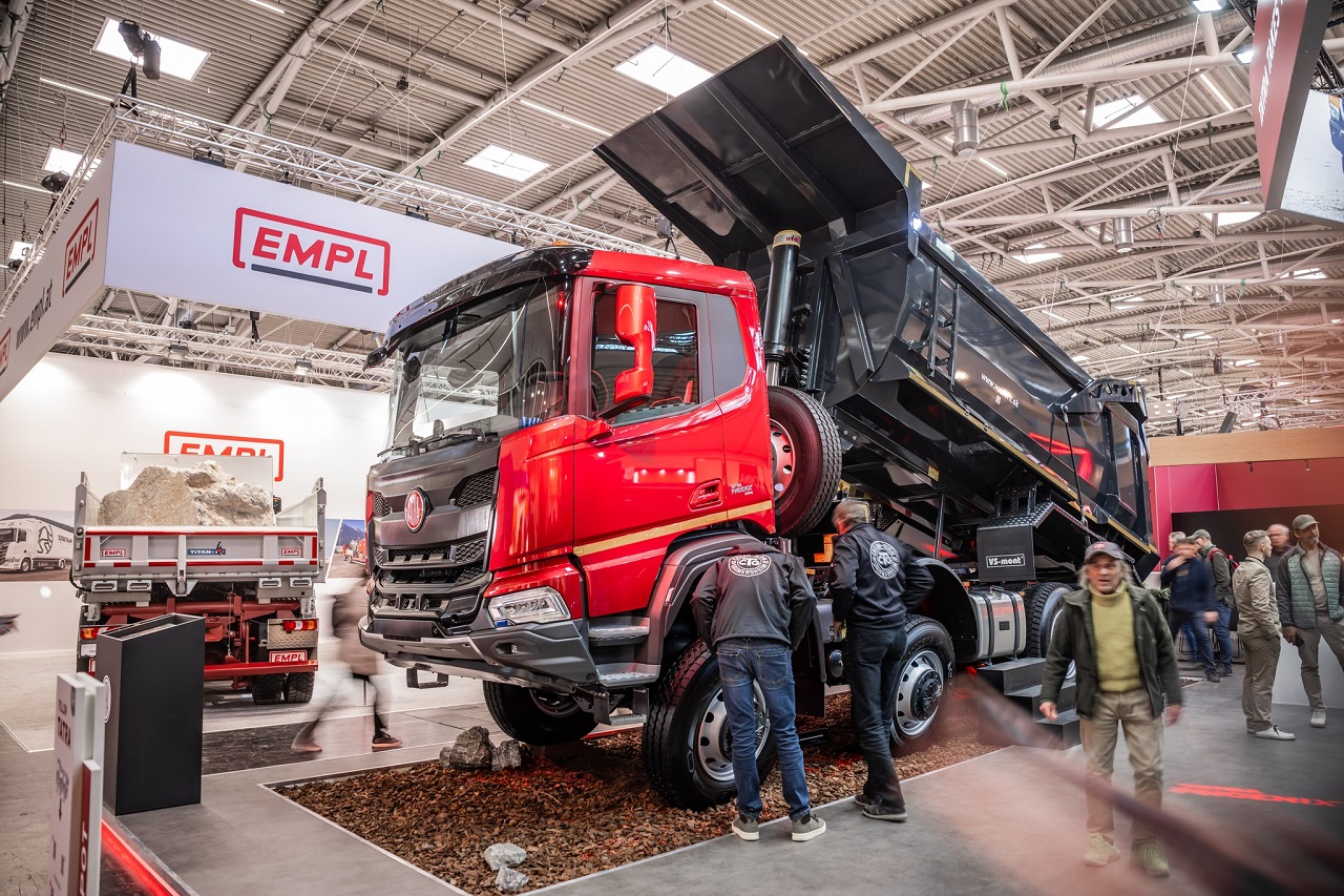 Tatra Trucks показала на Bauma 2025 самоскиди з оновленим дизайном